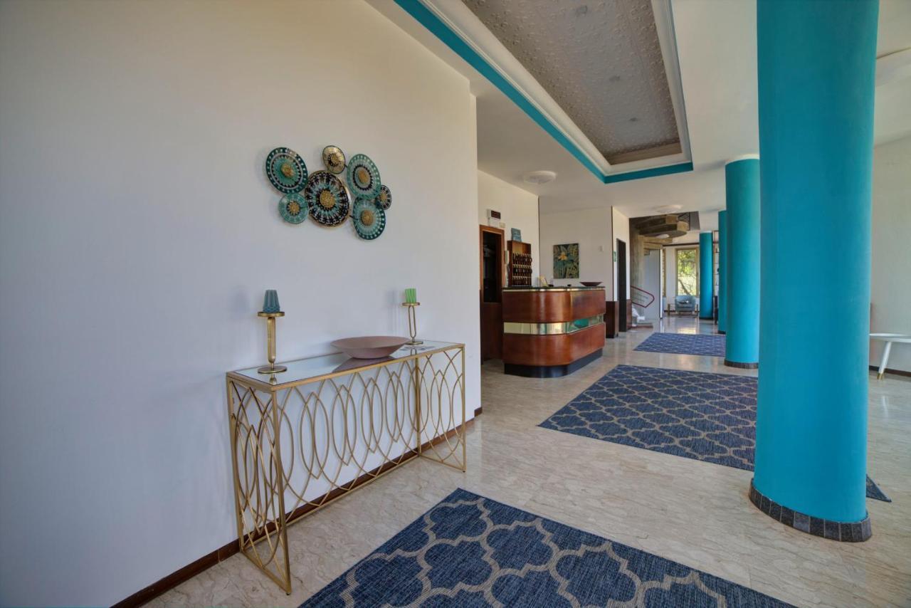 Hotel Sporting Vasto Exterior foto